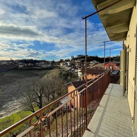 Locanda Del Bricco Pt Cisterna dʼAsti Esterno foto